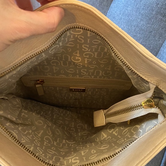 GUIA’S Foldover Clutch - Picture 5 of 6